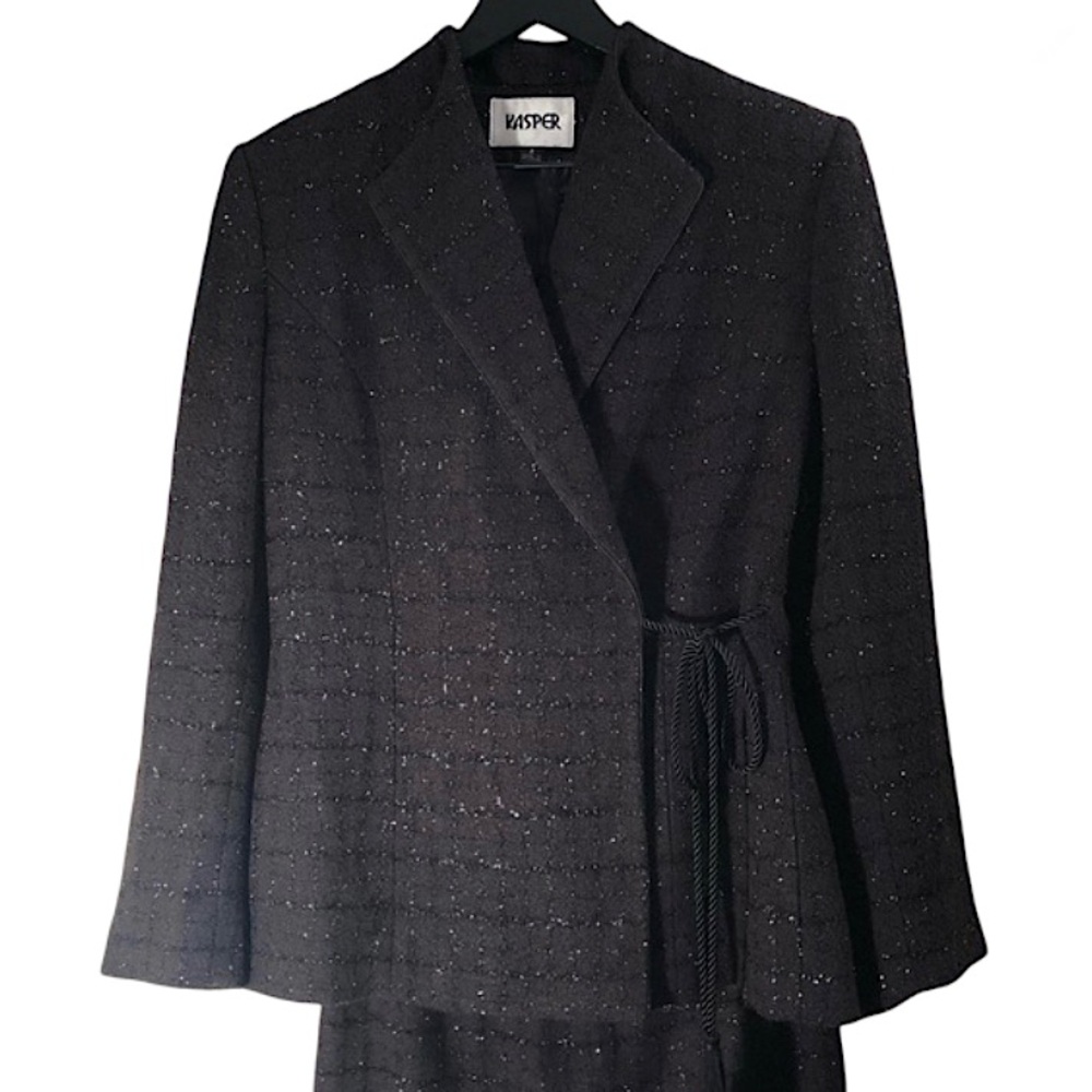 KASPER BLACK TEXTURED BALMORAL HALL 2 PIECE SUIT SKIRT MODERN FORMAL 16